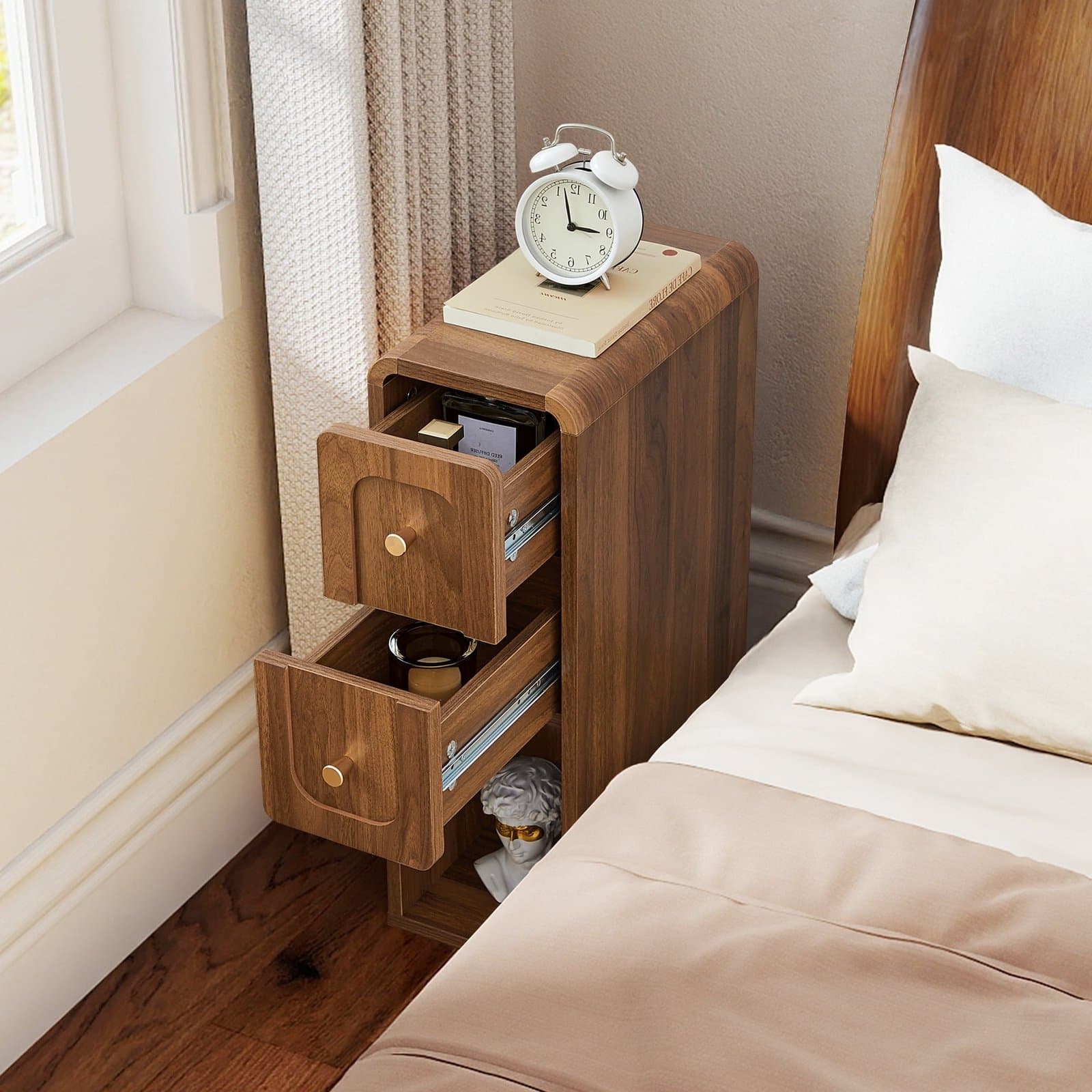 Mesita de noche estrecha con cajones - 3